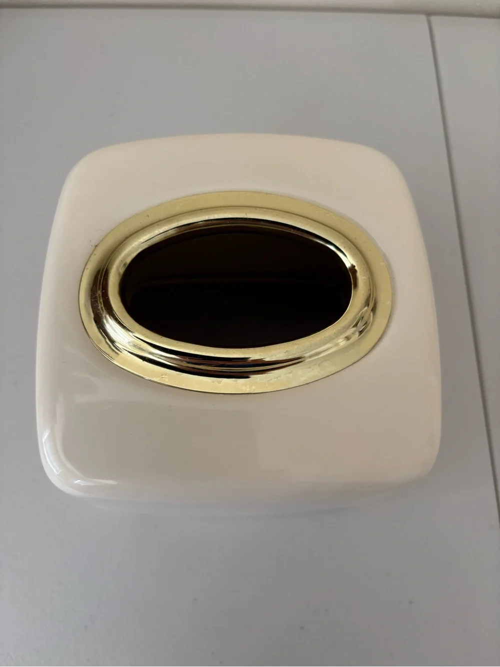 Cream Ceramic Tissue Box with Gold Trim - Home Bath